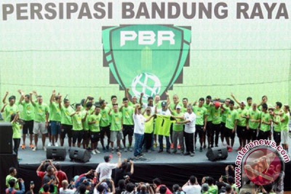  Pelita Bandung Raya-Persipasi Merger