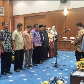  Sultan Kasepuhan Lantik Pengurus Masyarakat Ekonomi Syariah Cirebon