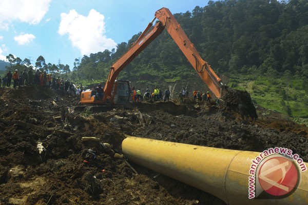  Longsor Pangalengan: Petugas Temukan 2 Jasad Manusia