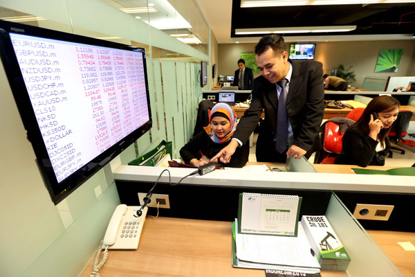  FOTO: Monex Miliki 10.000 Nasabah dengan 80% Total Transaksi dari SPA