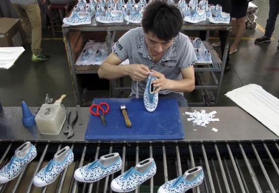  Sebagian Besar Sepatu Palsu \'Made In China\' Diproduksi di Putian