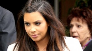  Kim Kardashian Nantikan Lahirnya Anak Kedua