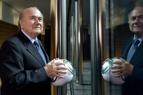  Sepp Blatter Mundur, Ini Komentar Juru Bicara Coca-Cola &amp; Visa