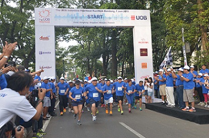  1.000 Peserta Ikuti UOB Heartbeat Run/Walk di Bandung