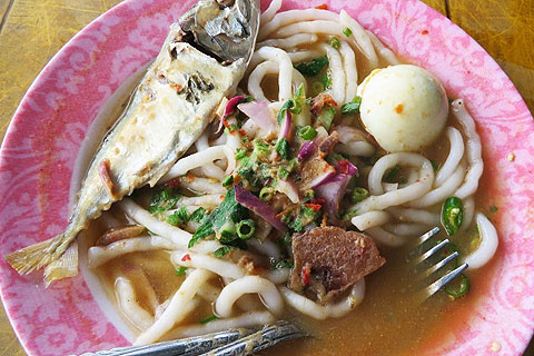  Laksa Ikan Terbanyak Pecahkan Rekor Muri