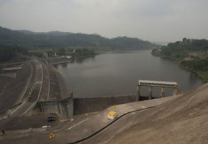  Usia Waduk Saguling Terus Menyusut