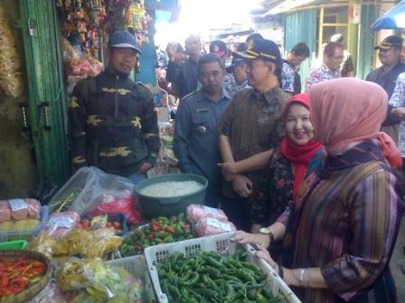  Pemkab Bandung Barat Tidak Akan Operasi Pasar