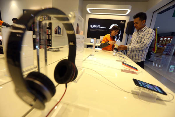  FOTO: Apple Berupaya Penuhi Ketentuan TKDN 30% untuk Ponsel 4G