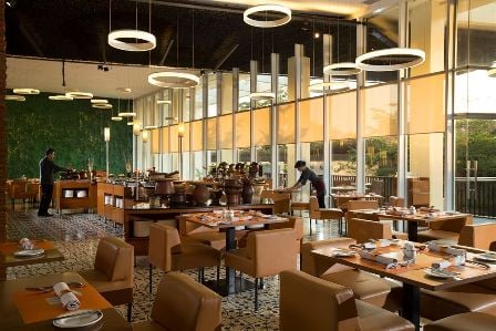  Novotel Bandung Kembali Sajikan BBQ Saung Kuliner Ramadhan