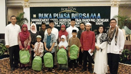  Hotel Horison Ultima Bandung Gelar Buka Puasa Bersama Ratusan Anak Yatim Piatu