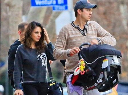  Dikaruniai 1 Anak, Pasangan Ashton Kutcher-Mila Kunis Akhirnya Menikah