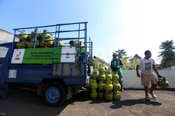  FOTO: Stabilkan Harga Elpiji Tabung 3 kg, Pertamina Gelar Operasi Pasar