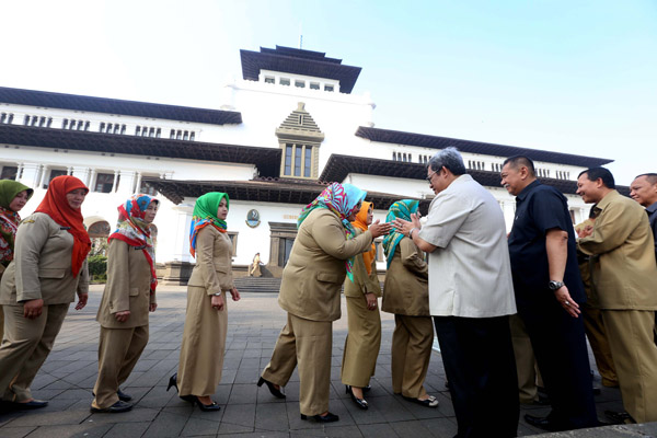  FOTO: Pemprov Jawa Barat Gelar Halal Bi Halal, PNS hadir 100%