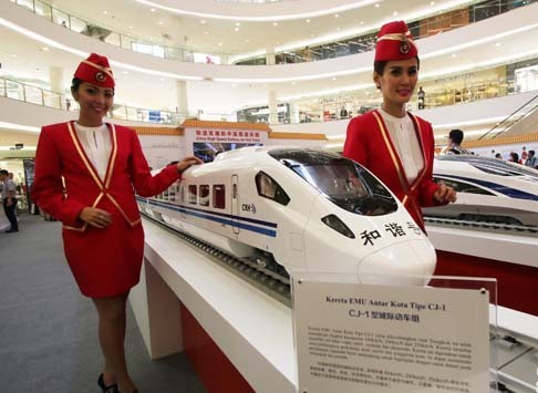  Kereta Api Cepat Bikinan China Disebut Canggih dan Murah