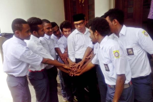  Siswa Papua Lanjutkan Sekolah di Bandung Tanpa Biaya