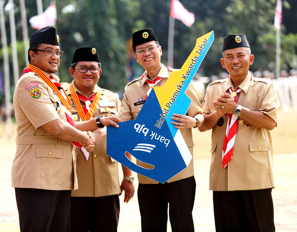  FOTO: Bank BJB Serahkan Bantuan Mobil Operasional Pramuka