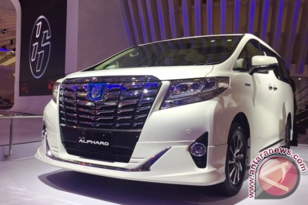  Toyota Luncurkan New Alphard Hybrid 4x4