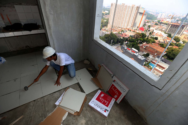  FOTO: GranitoTM Pasok Kebutuhan Lantai Proyek Apartemen di Bandung