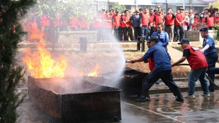  Kemarau, Damkar Cimahi Tingkatkan Skill Magakar