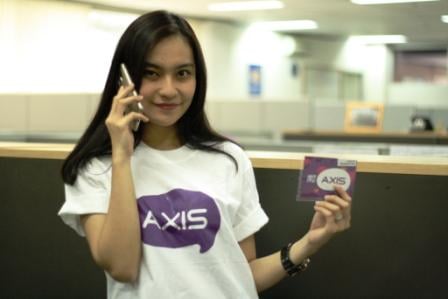  AXIS Luncurkan Program Rabu Rawit