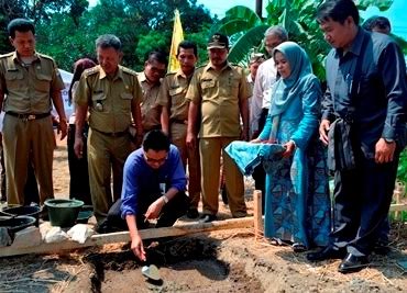  Bank Indonesia Cirebon Bangun Outlet Batik Pewarna Alam Ciwaringin