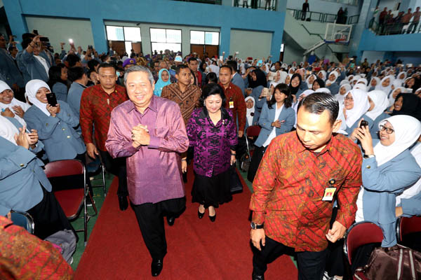  FOTO: SBY Beri Kuliah Umum Kepada Ribuan Mahasiswa Baru UPI