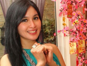  Bisnis Properti Melambat, Sandra Dewi Degdegan