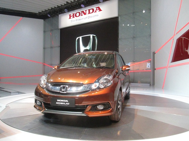 Honda Pasok 500 Mobilio ke Blue Bird