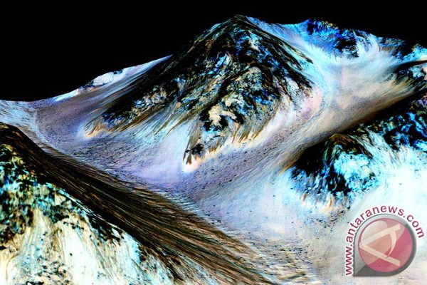  NASA Temukan Bukti Adanya Aliran Air di Planet Mars