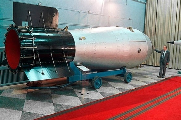  Bom Nuklir Tsar Bomba, Daya Ledaknya Ribuan Kali Lebih Kuat Dari Bom Hiroshima-Nagasaki