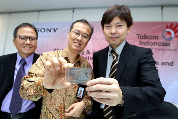  FOTO: Kembangkan Smart Card, Telkom Gandeng Sony FeliCa Jepang