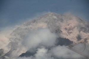  Semeru Terbakar, 30 Pendaki Dilaporkan Terjebak