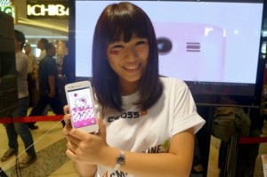  Evercross Debut 2 Smartphone 4G LTE Harga Sejutaan