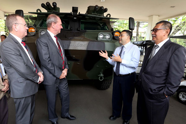  FOTO: PT Pindad Jalin Kerja Sama dengan Australia