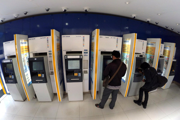  FOTO: DIGITALISASI PERBANKAN: Industri Diminta Manfaatkan Peluang