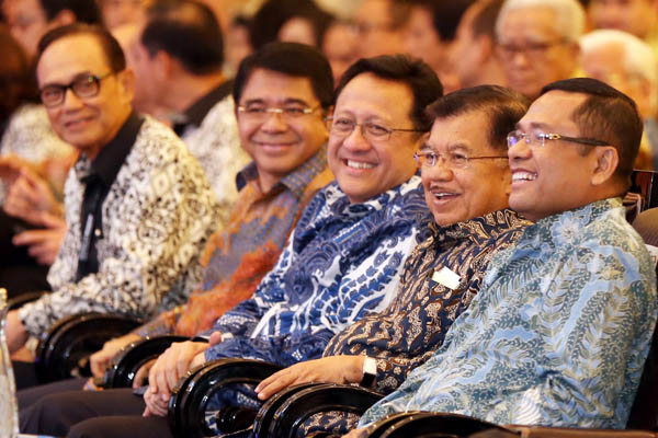  FOTO: Wapres Jusuf Kalla Buka Munas VII Kadin di Bandung