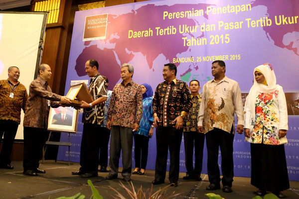  FOTO: Kemendag Tetapkan Lima Daerah Tertib Ukur 2015