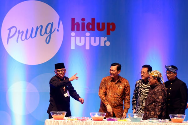  FOTO: Menkopolhukam Buka Festival Antikorupsi 2015 di Bandung
