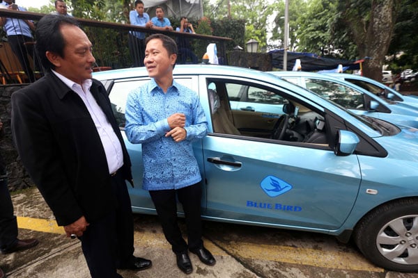  FOTO: Aplikasi Pemesanan Taksi Blue Bird Hadir di Bandung