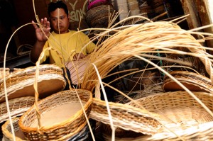  Pemerintah Diminta Perhatikan Produsen Bahan Baku