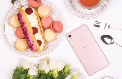  Sony Xperia Z5 Warna Pink yang Cantik