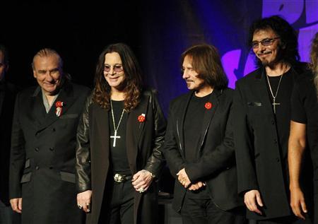  Debut Terakhir Black Sabbath di Album \"The End\"