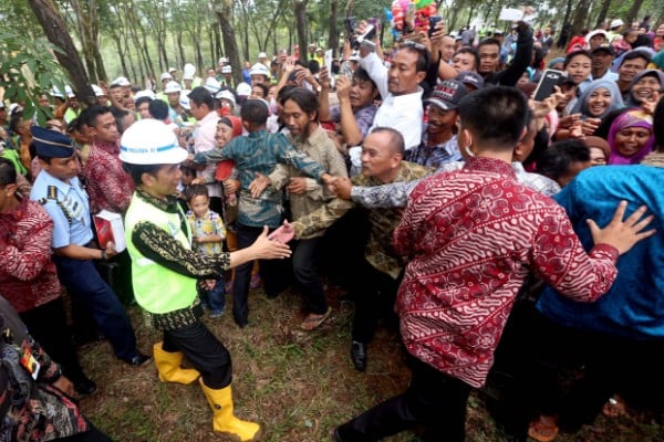  FOTO: Jokowi Berharap Kereta Cepat Menangkan Persaingan Antarnegara