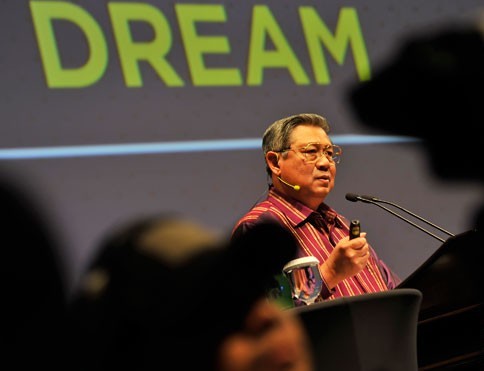  SBY Dapat Gelar Doktor Kehormatan Dari ITB