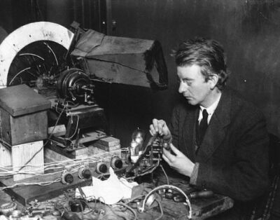  Penemu Televisi John Logie Baird di Google Doodle