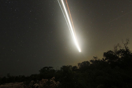  VIDEO: Kamera GoPro pada Badan Pesawat Merekam Meteor Jatuh