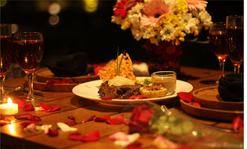  Paket Valentine Dinner Romantis dari Harper Purwakarta Hotel