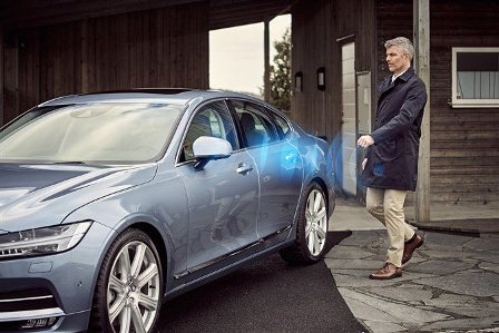  Volvo Gantikan Kunci Mobil Dengan Smartphone