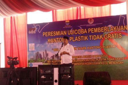  Ridwan Kamil: Kantong Plastik Dipakai Hanya Kalau Kepepet Atau Lupa