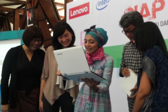  Lenovo Indonesia Dorong Aspirasi Kaum Muda Lewat Program Siap Maju